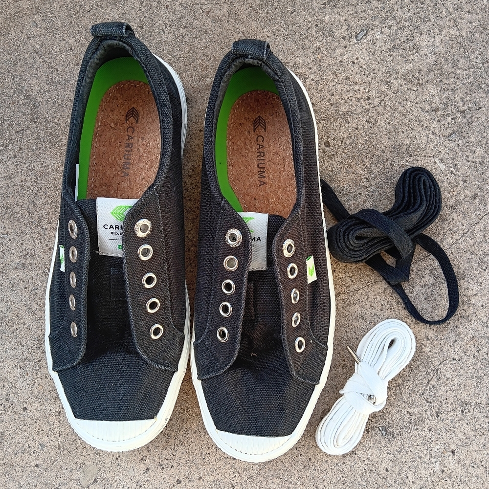 Cariuma OCA Low sz 8 black